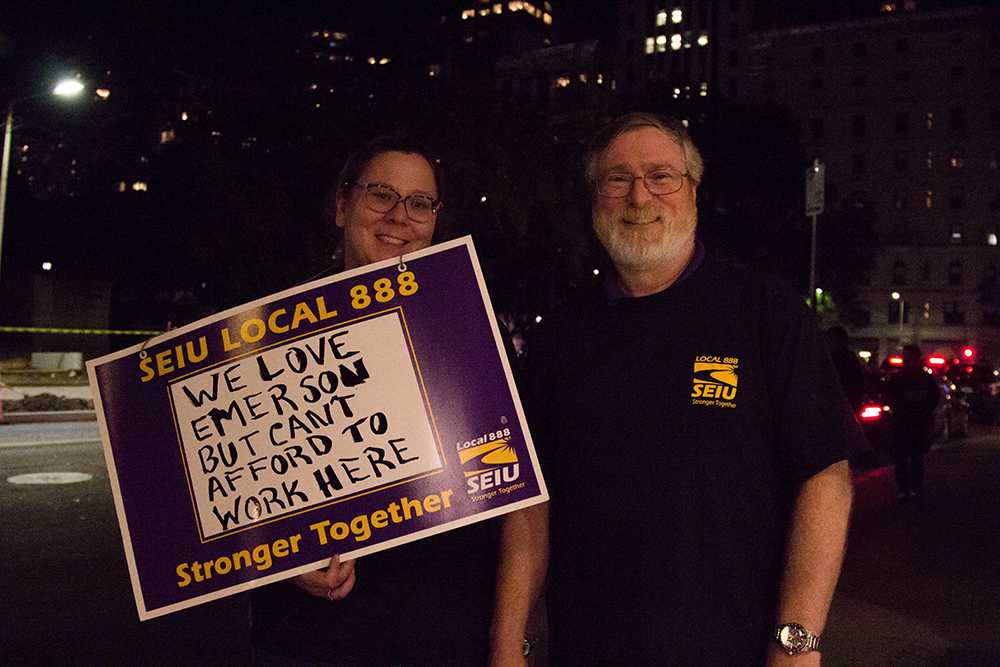 Emerson+staff+employees+and+union+members+Richelle+Devereaux-Murray+and+Dennis+Levine+protested+outside+the+Dining+Center+in+October.%0ACASSANDRA+MARTINEZ+%2F+BEACON+STAFF