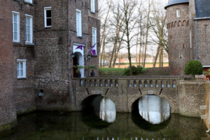 College begins annual Kasteel Well alumni trip after initial success