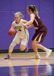 Women’s basketball: Springfield sweeps Emerson with road win