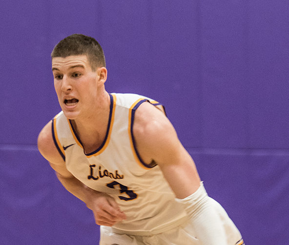 Gray scores 1,000th career point vs. WPI