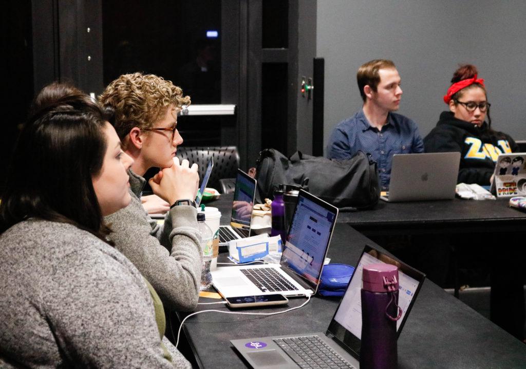 Executive Treasurer Ian Mandt voted to approve new SGA appointments at joint session. Photo by Stephanie Shih / Beacon Correspondent