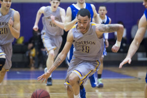 Against stiffer competition, men’s basketball begins to adjust