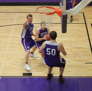 Men’s basketball looks to emphasize experience on court