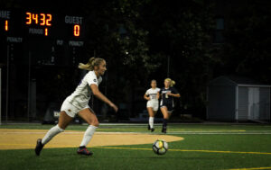 Lions snap losing streak with win over Smith College