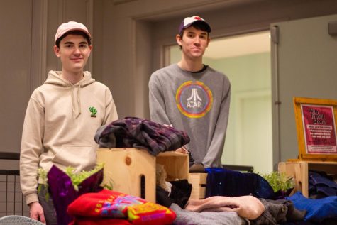 Eco Ambassadors host Tiny Thrift Store pop-up. Photo credit: Montse Landeros