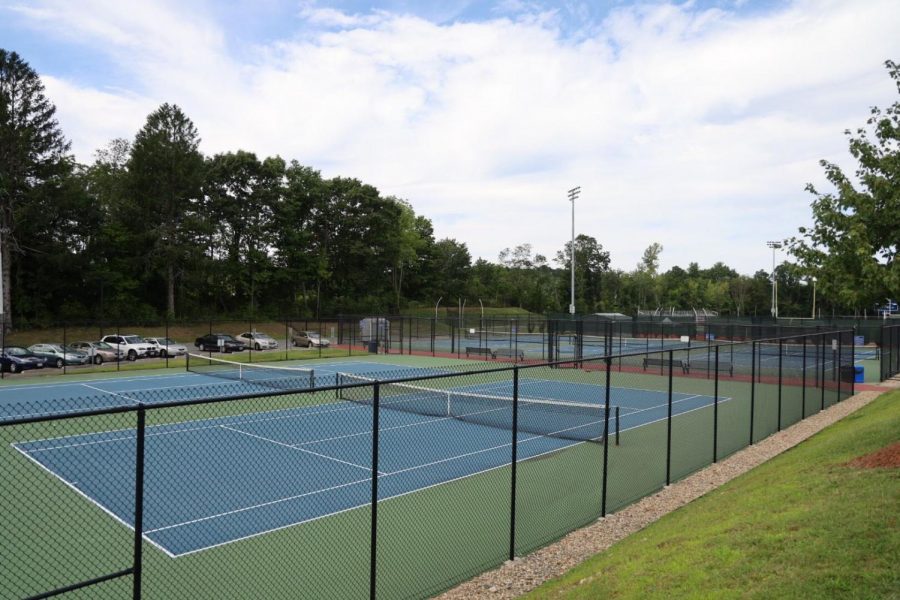 The men's tennis team now holds a 5-4 overall record. 