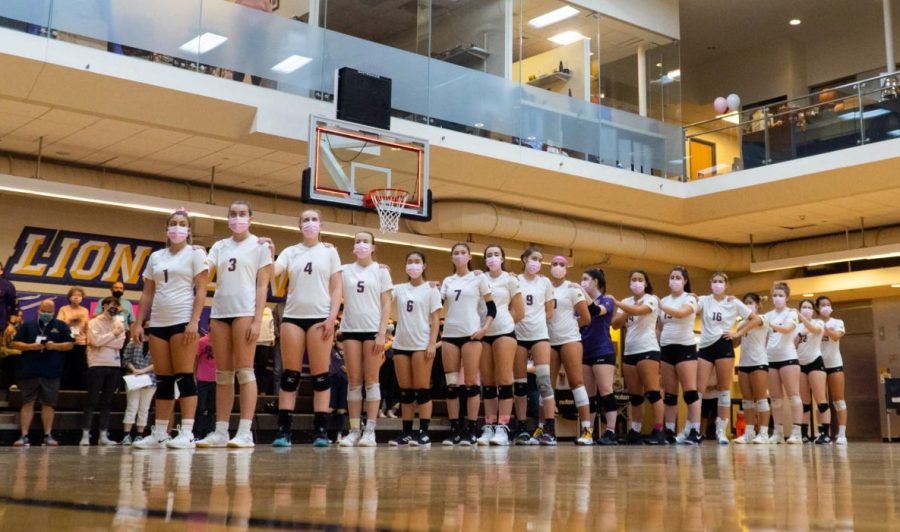 Women’s volleyball team starts off strong with pair of wins