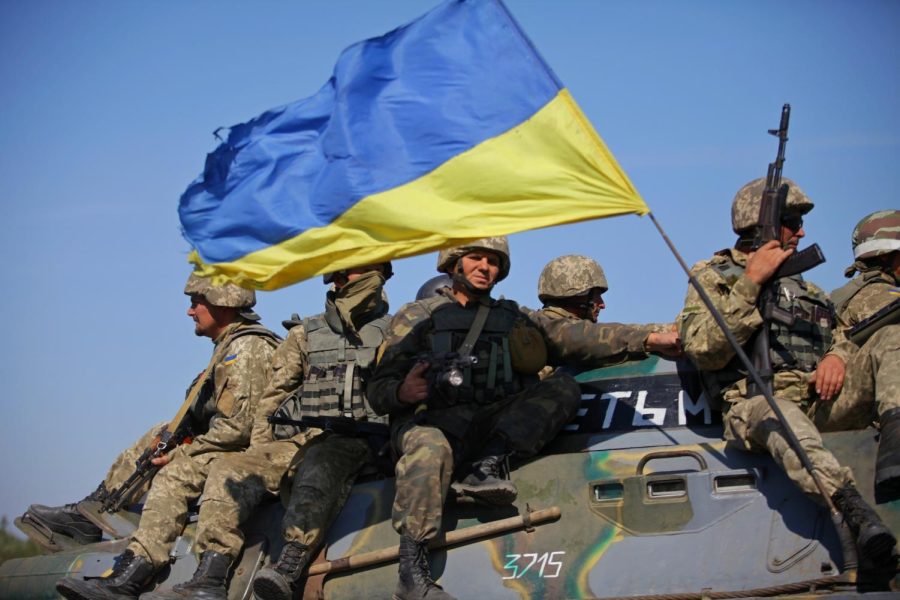 Ukrainian Army soldiers fighting pro-Russian separatists in the Donbass region, 2015