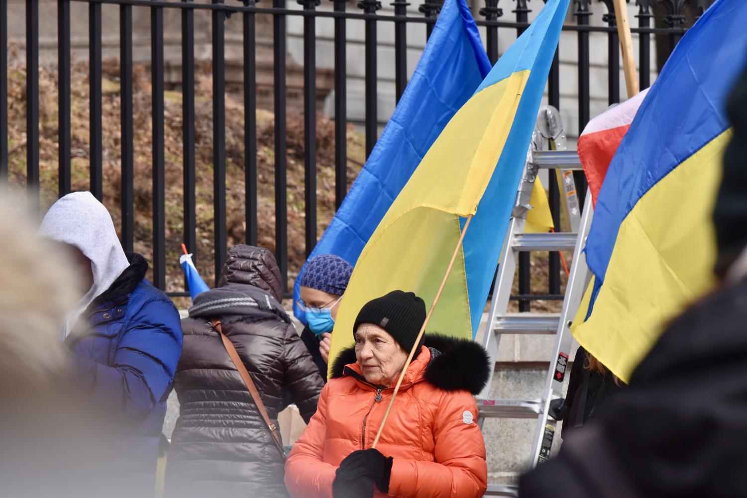 Lens%3A+Protestors+denounce+Russias+invasion+of+Ukraine
