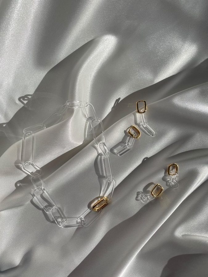 Glass chain jewelry from Ellye Rose Studios.