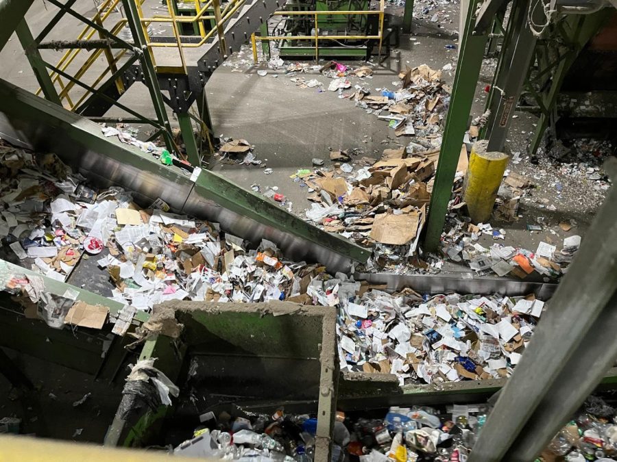 Conveyor+belt+at+Emersons+Waste+Management+facility.
