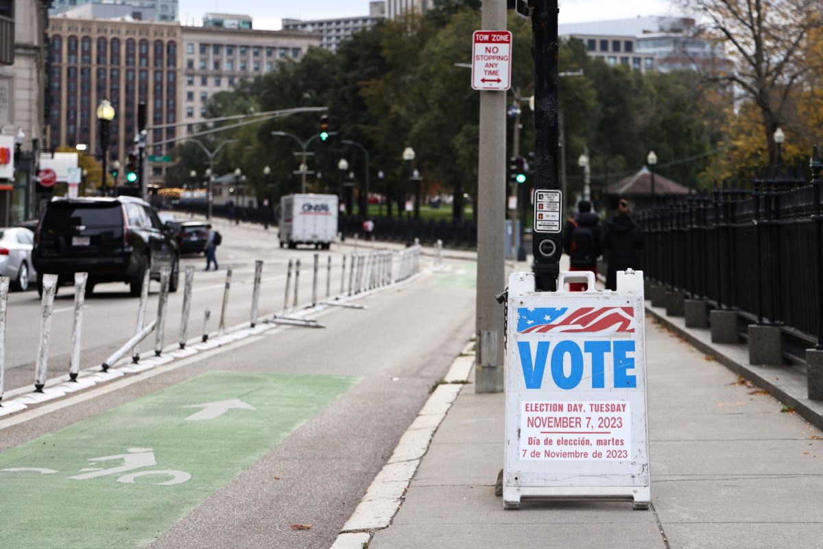 A vote sign near the Boston Common. (Yufei Meng/Beacon Staff)