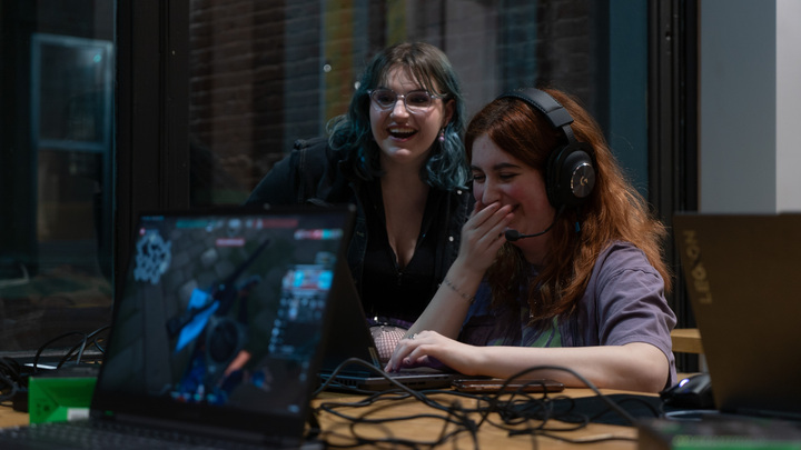 women and non-binary players in Esports