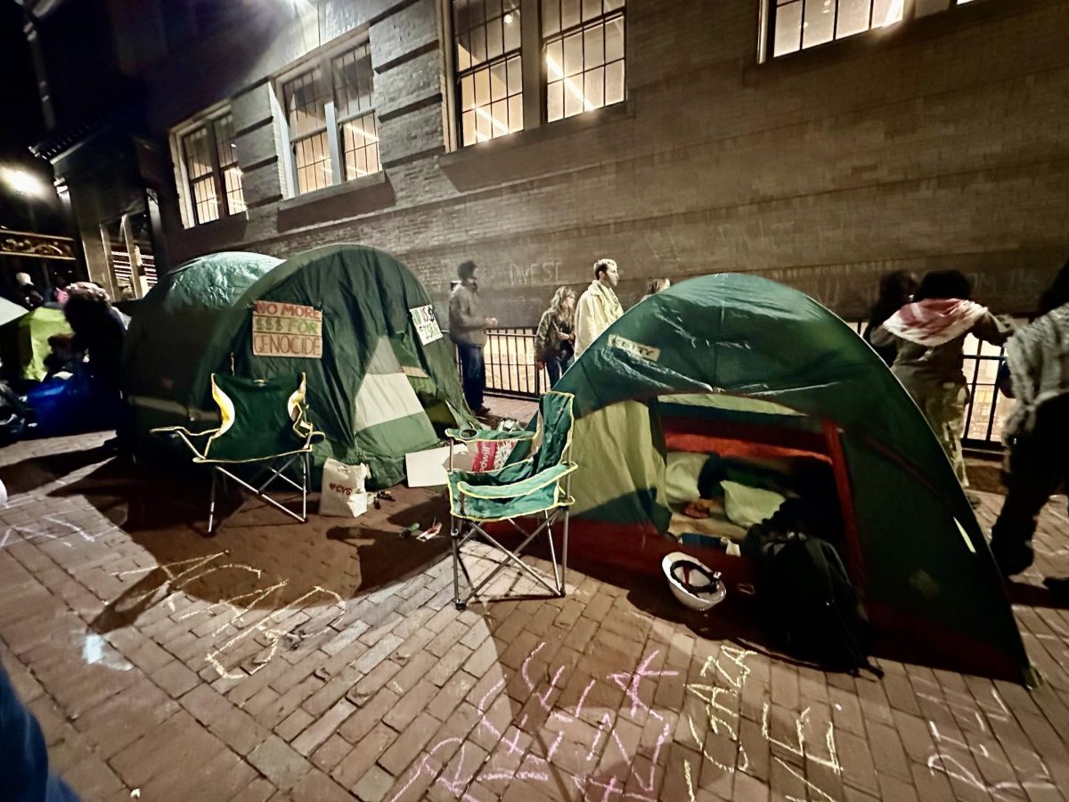 Students set up six tents in the 2B alleyway on Thursday in an effort to occupy the space until the college responds to Emerson College Students’ Union’s and Emerson Students for Justice in Palestine’s seven proposals. (Hannah Nguyen/Beacon Staff)