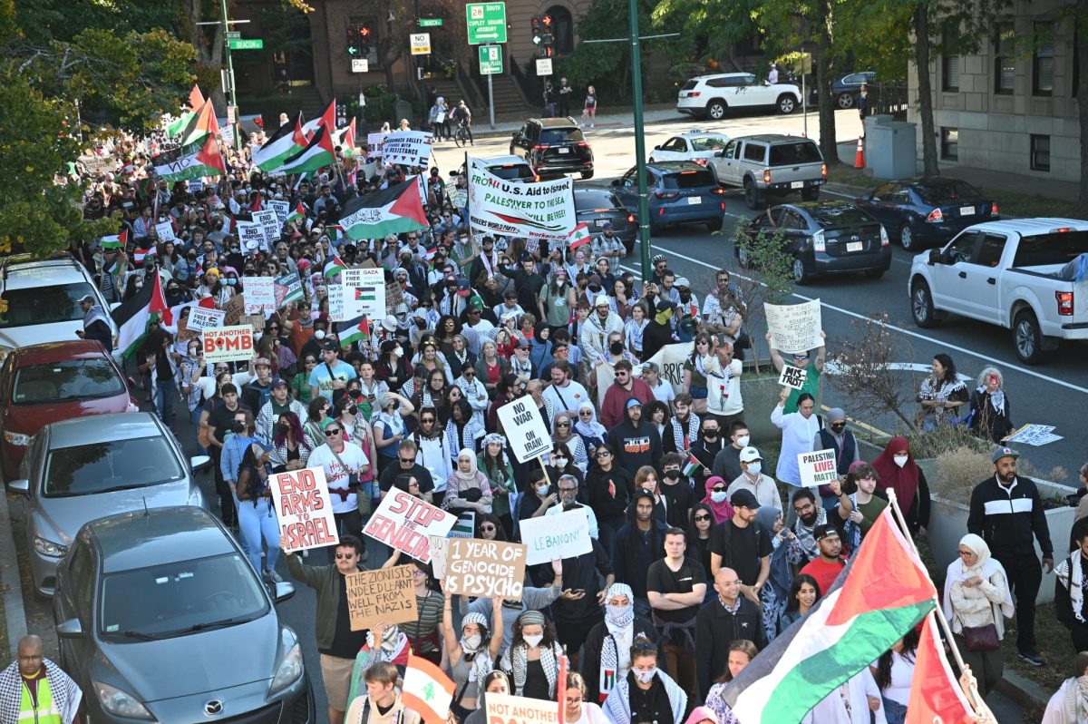 Thousands of Palestinian protesters approach Storrow Drive, where they blocked traffic for 30 minutes as part of a solidarity march on October 6, 2024 (Bryan Hecht / Beacon Staff).