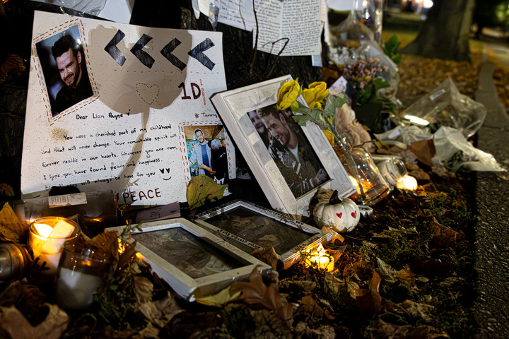 Liam Payne memorial tree in the Boston Common on Oct. 28, 2024 (Nick Peace / For The Beacon)