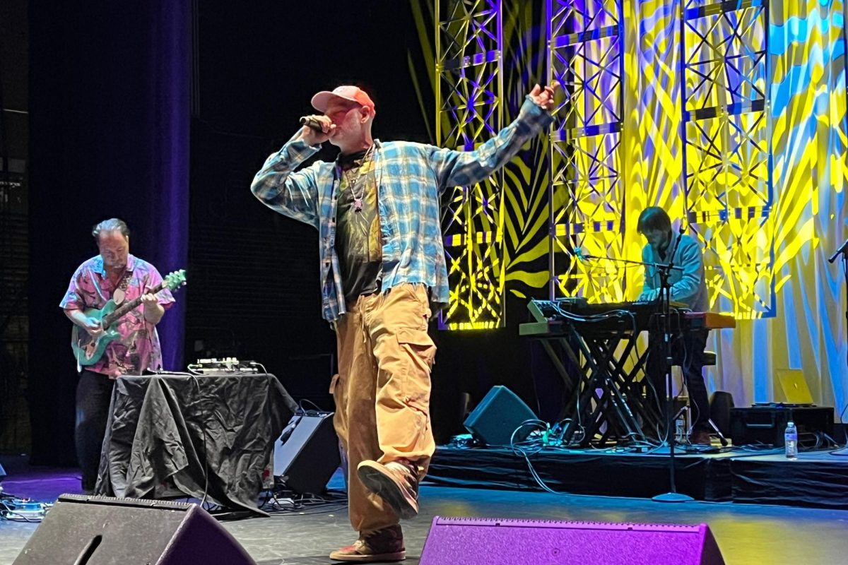 American reggae singer Matisyahu, ended his set with the 2009 hit, "One Day," on Thursday night, Nov. 7. (Bryan Liu/ Beacon Staff)