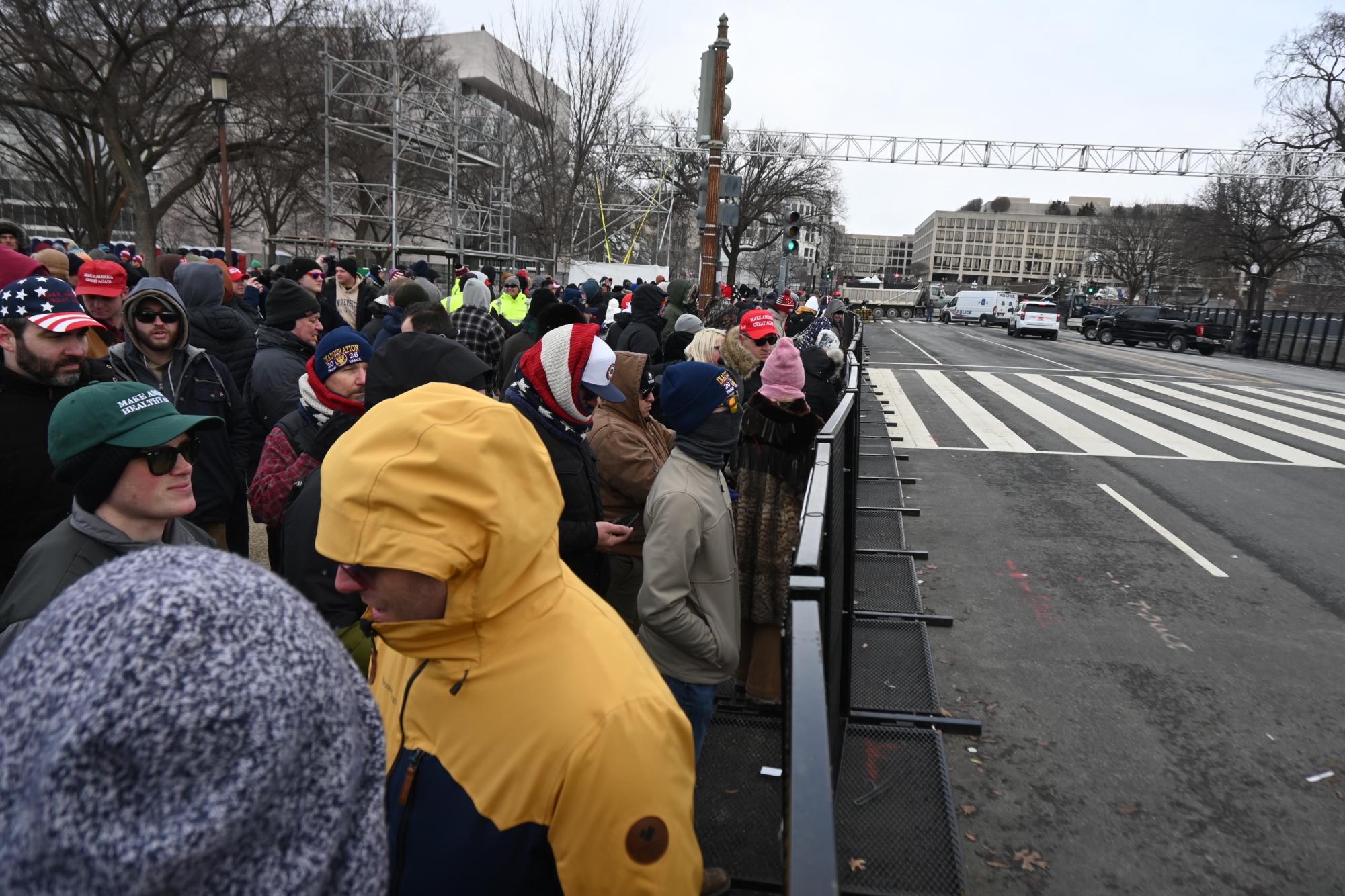 Hundreds of Trump supports line up outside Capitol building