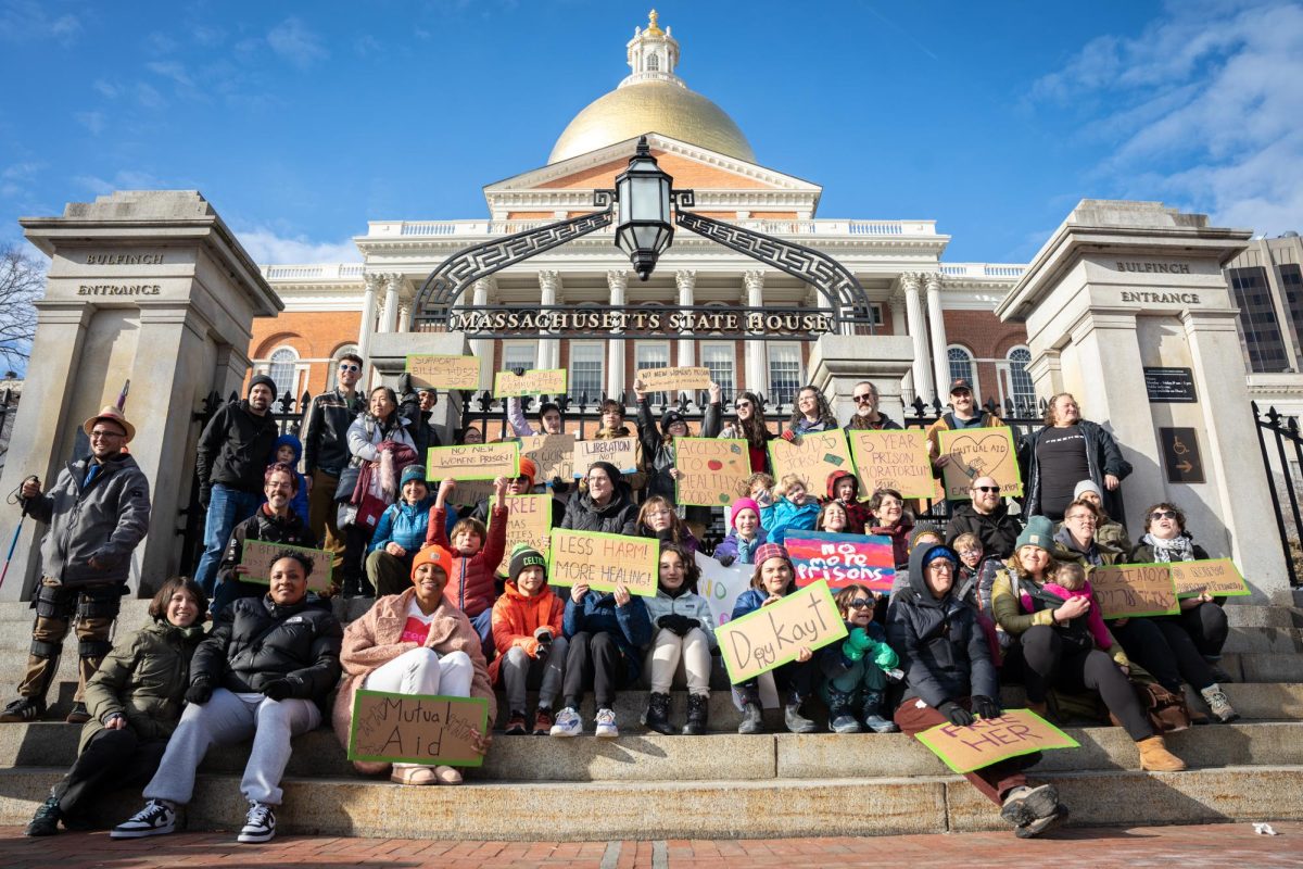 The Boston Workers Circle fifth graders class protesting alongside members of T'ruah and Families for Justice as Healing on Feb. 23 (Yogev Toby / Beacon Staff)