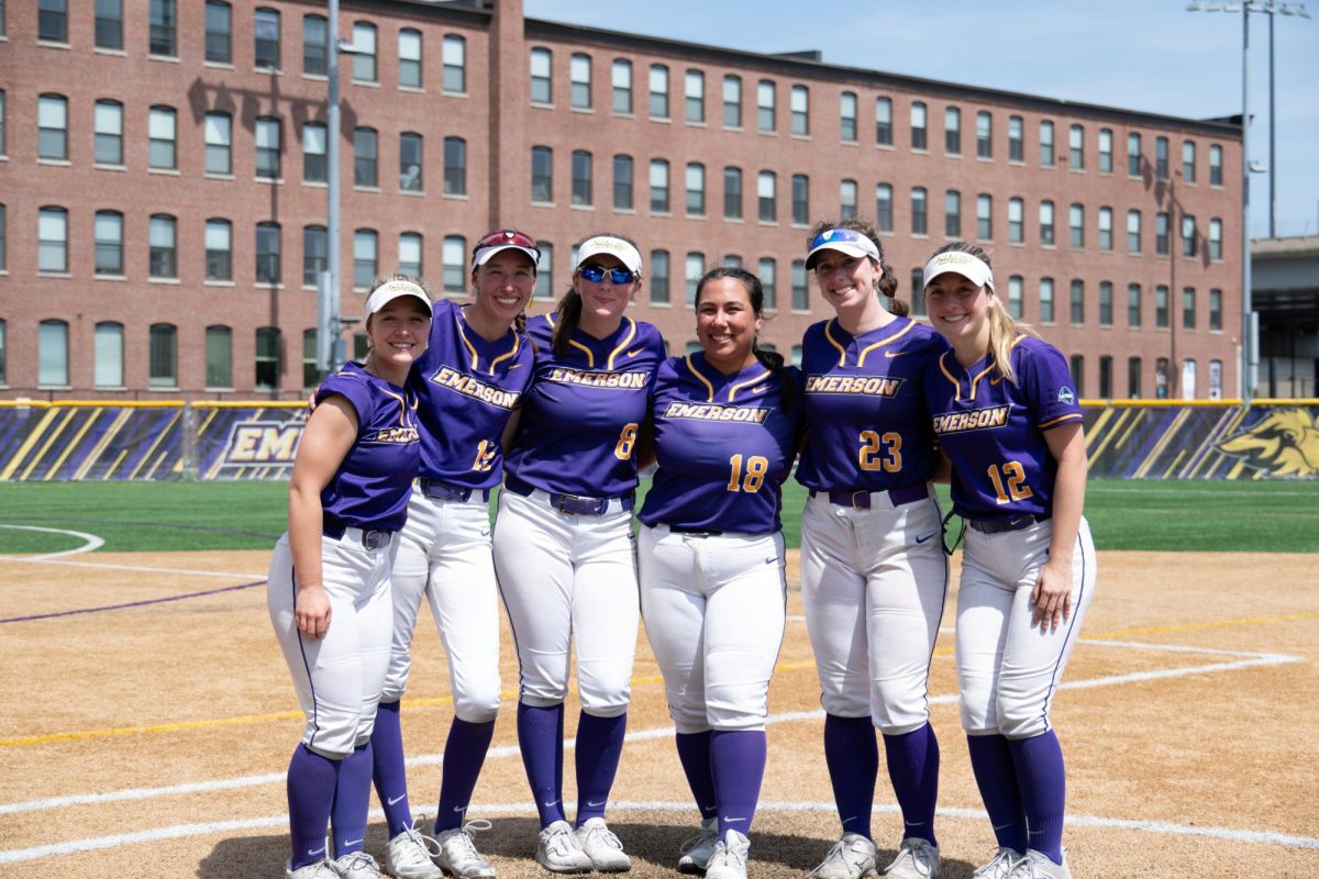 The Emerson softball class of 2025 (Riey Goldman/ Beacon Staff).