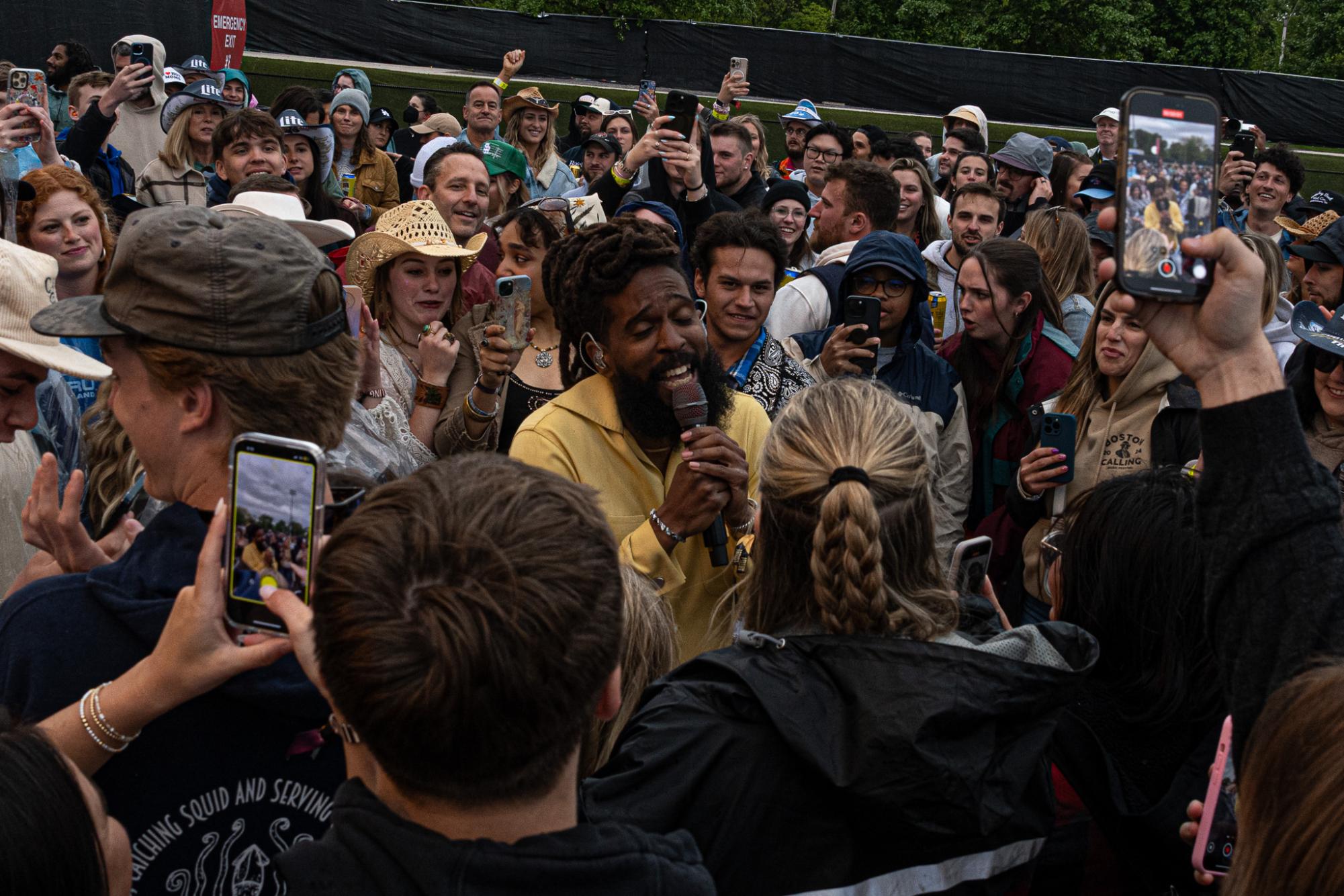 Rain doesn’t dampen spirits or stars at Boston Calling 2025