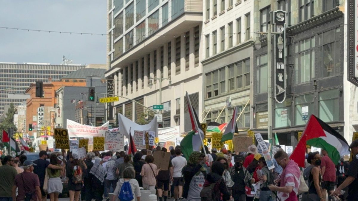 Hundreds of demonstrators in downtown Los Angeles protested the current conflict between Israel and Iran on Saturday, June 21, urging the U.S. to not get involved. While they were marching, President Trump announced that U.S. air forces bombed three Iranian nuclear sites (Jordan Pagkalinawan / Beacon Staff)