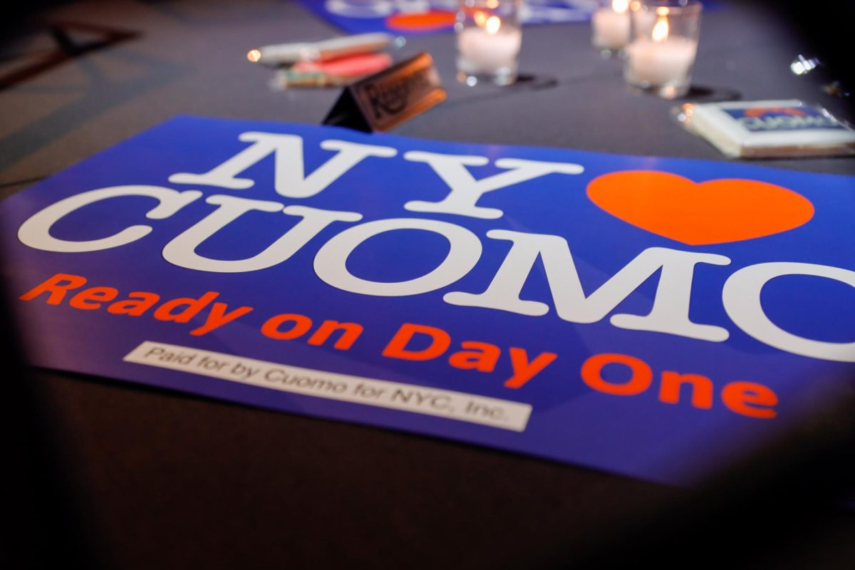NY loves Cuomo sign at Andrew Cuomo election party HQ on election night. (Arthur Mansavage/ Beacon Staff)